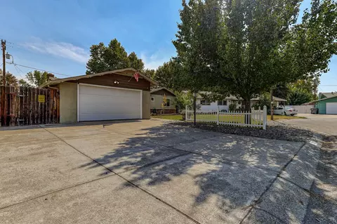 3029 Merle Dr, Redding, CA 96001 photo 19
