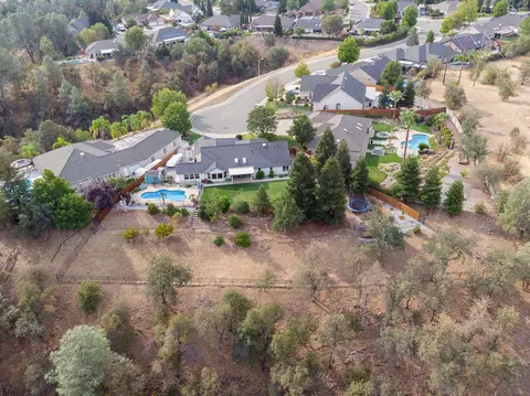 3802 Tea Rose Ct, Redding, CA 96001 photo 44