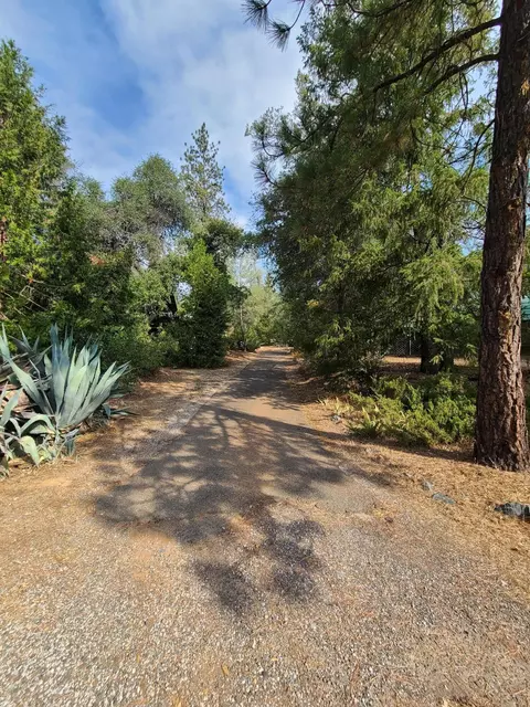 17516 Walker Mine Rd, Redding, CA 96003 photo 13