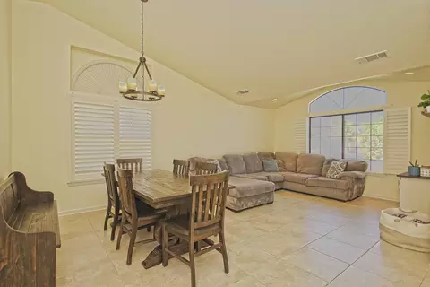 3153 Sunglow, Redding, CA 96001 photo 5