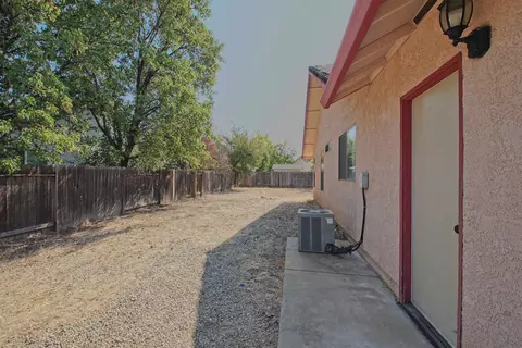 3153 Sunglow, Redding, CA 96001 photo 21