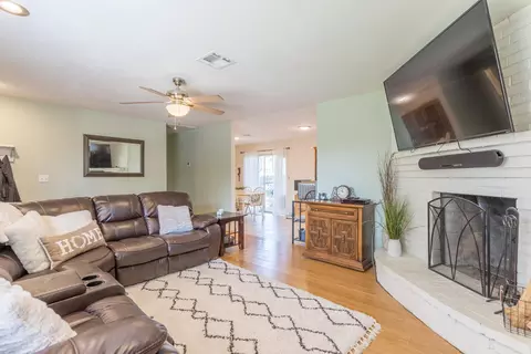 2260 Kerry Ave, Redding, CA 96002 photo 6