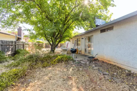 2260 Kerry Ave, Redding, CA 96002 photo 18