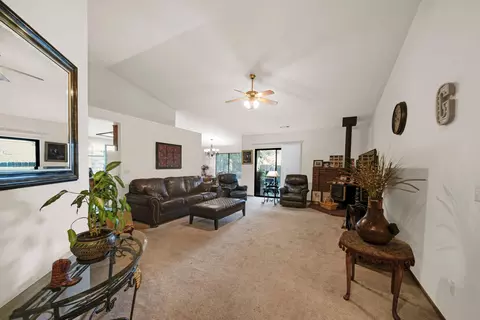 915 Countryside Dr, Red Bluff, CA 96080 photo 6