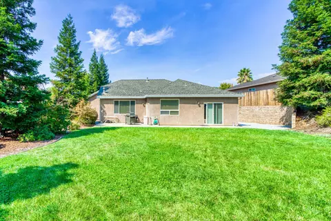 2085 Hedgerow Ave, Redding, CA 96003 photo 25
