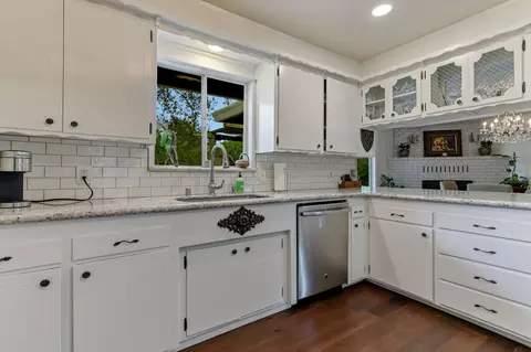 7077 Riata Dr, Redding, CA 96002 photo 21