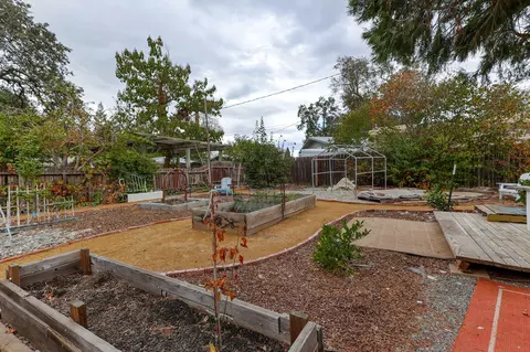 7077 Riata Dr, Redding, CA 96002 photo 76