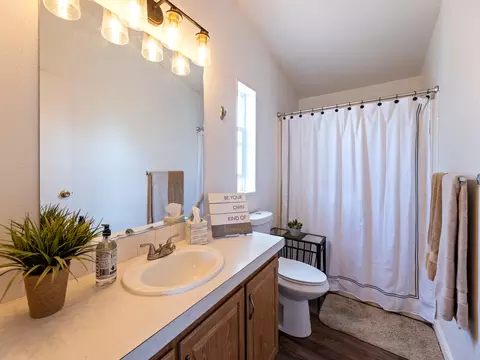 20517 Misty Ln, Redding, CA 96002 photo 9