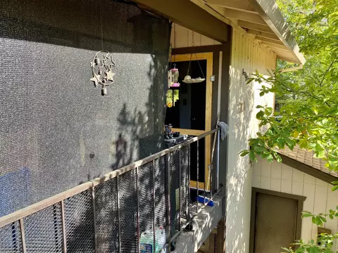 2111 Waldon St, Redding, CA 96001 photo 5
