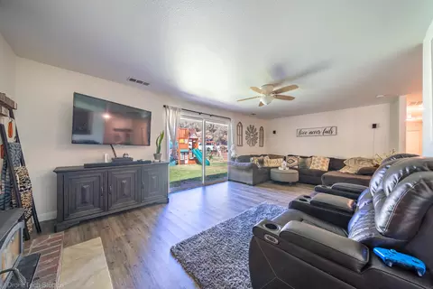 9064 Placer Rd, Redding, CA 96001 photo 10