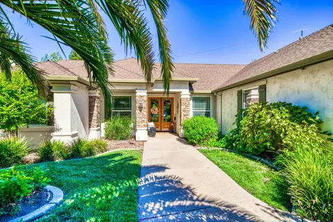 2992 Smith River Dr, Redding, CA 96002 photo 1