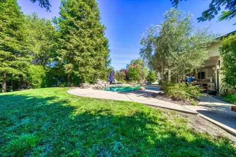 2992 Smith River Dr, Redding, CA 96002 photo 34