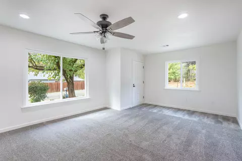 12402 Quartz Hill Rd, Redding, CA 96003 photo 13