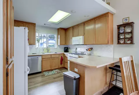 294 Mammoth Path, Redding, CA 96003 photo 9