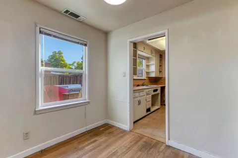 4614 Harrison Ave, Redding, CA 96001 photo 9