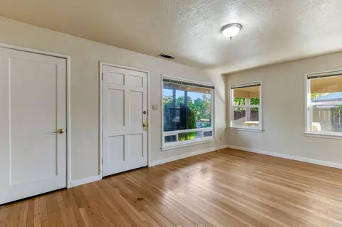 4614 Harrison Ave, Redding, CA 96001 photo 5