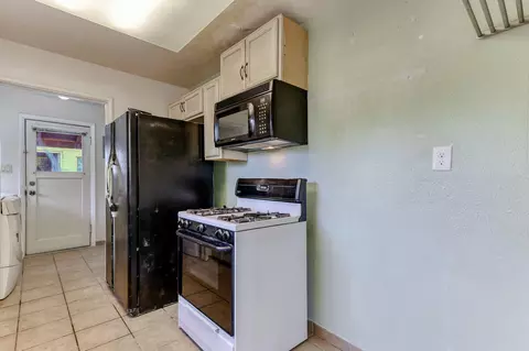 4614 Harrison Ave, Redding, CA 96001 photo 14