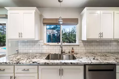 7173 Bohn Blvd, Anderson, CA 96007 photo 9