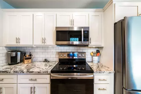 7173 Bohn Blvd, Anderson, CA 96007 photo 10