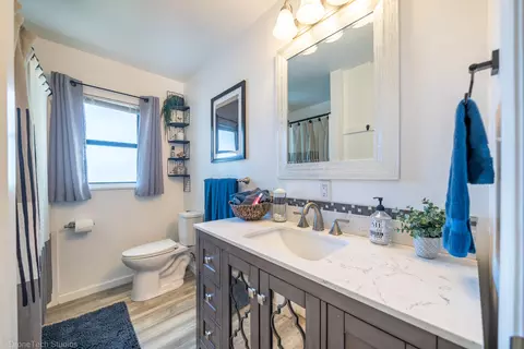 2716 S Bonnyview Rd, Redding, CA 96001 photo 29