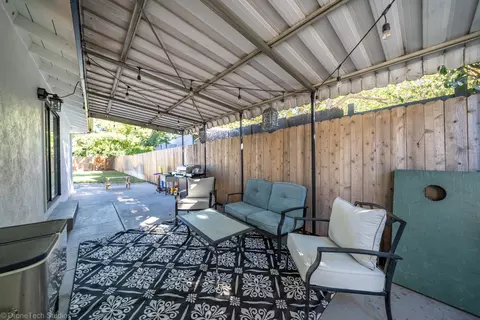 2716 S Bonnyview Rd, Redding, CA 96001 photo 40