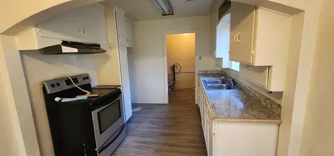 605 Loma St, Redding, CA 96003 photo 5