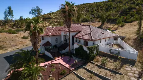 15685 Old Stage Coach Rd, Redding, CA 96001 photo 4