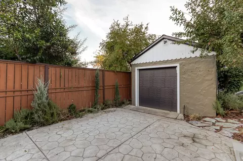 1163 Olive Ave, Redding, CA 96001 photo 29