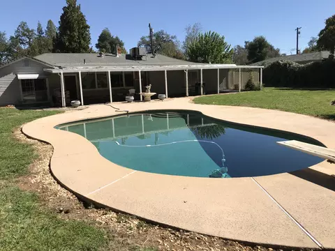 5810 Live Oak Ln, Redding, CA 96001 photo 8