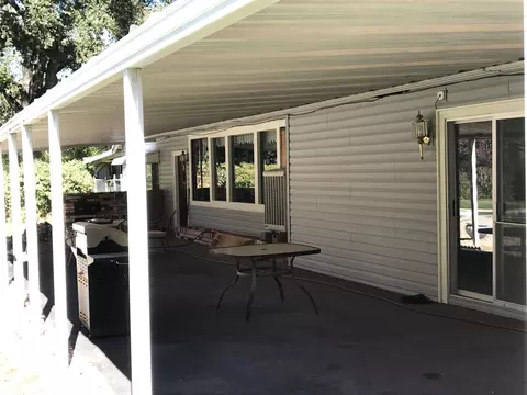 5810 Live Oak Ln, Redding, CA 96001 photo 5