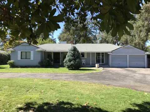 5810 Live Oak Ln, Redding, CA 96001 photo 1