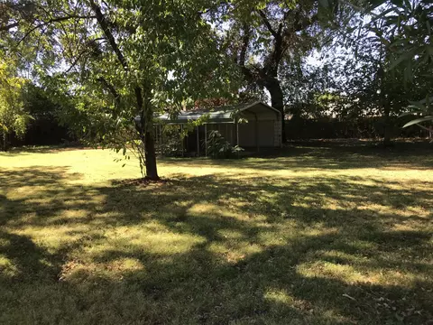 5810 Live Oak Ln, Redding, CA 96001 photo 9