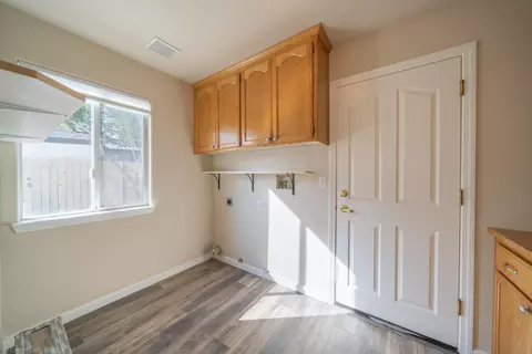 5881 Shadow Glen Dr, Redding, CA 96003 photo 19