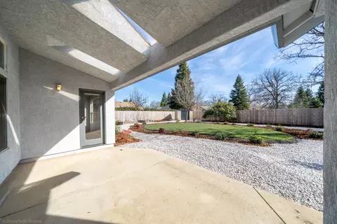 5881 Shadow Glen Dr, Redding, CA 96003 photo 20