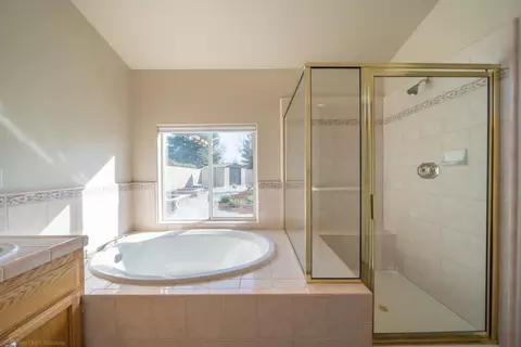 5881 Shadow Glen Dr, Redding, CA 96003 photo 16