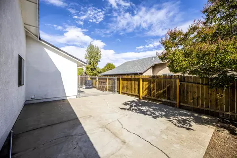 2865 Howard Dr, Redding, CA 96001 photo 20