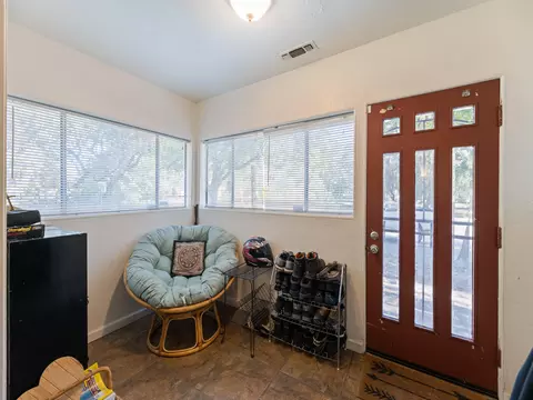 495 Smile Pl, Redding, CA 96001 photo 3
