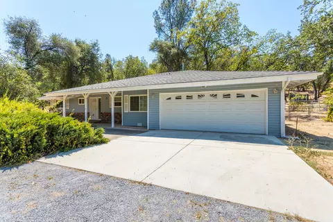 8850 Redbank Rd, Redding, CA 96001 photo 2