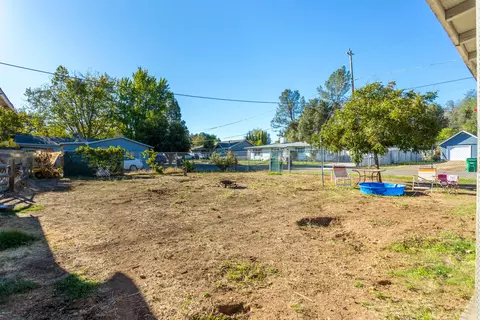 19357 Hill St, Anderson, CA 96007 photo 12