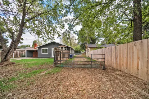 4570 E Bonnyview Rd, Redding, CA 96001 photo 21