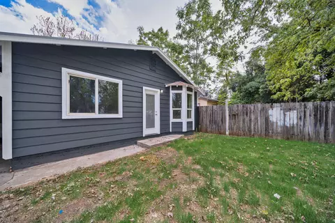 4570 E Bonnyview Rd, Redding, CA 96001 photo 24