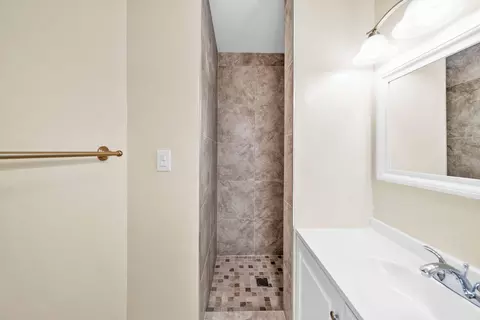 4570 E Bonnyview Rd, Redding, CA 96001 photo 17