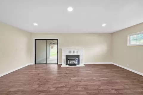 4570 E Bonnyview Rd, Redding, CA 96001 photo 7