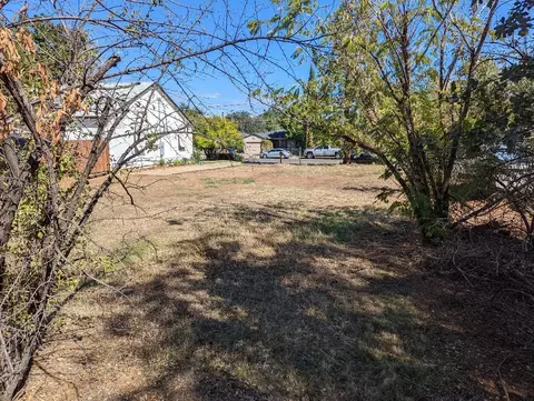 2224 Waldon St, Redding, CA 96001 photo 7