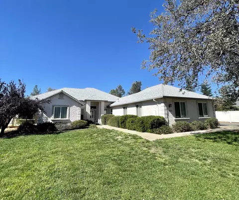 6690 Horsemans Way, Anderson, CA 96007