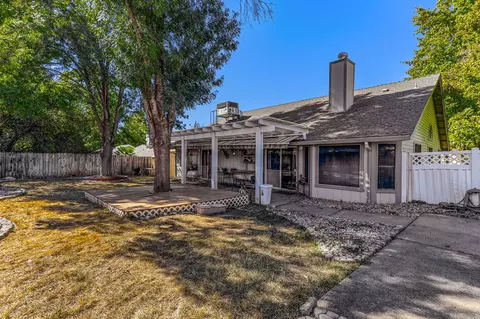 1226 Edgewood Dr, Redding, CA 96003 photo 33