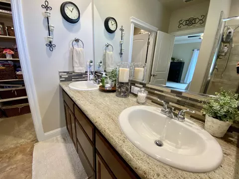 3246 Lemurian Rd, Redding, CA 96002 photo 9