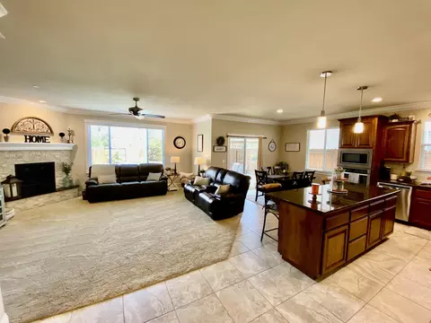 3246 Lemurian Rd, Redding, CA 96002 photo 4