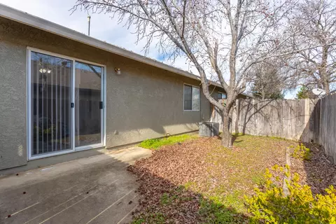 838 Cally Ct, Redding, CA 96003 photo 14