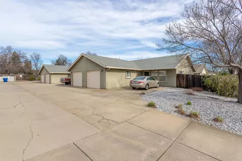 838 Cally Ct, Redding, CA 96003 photo 1